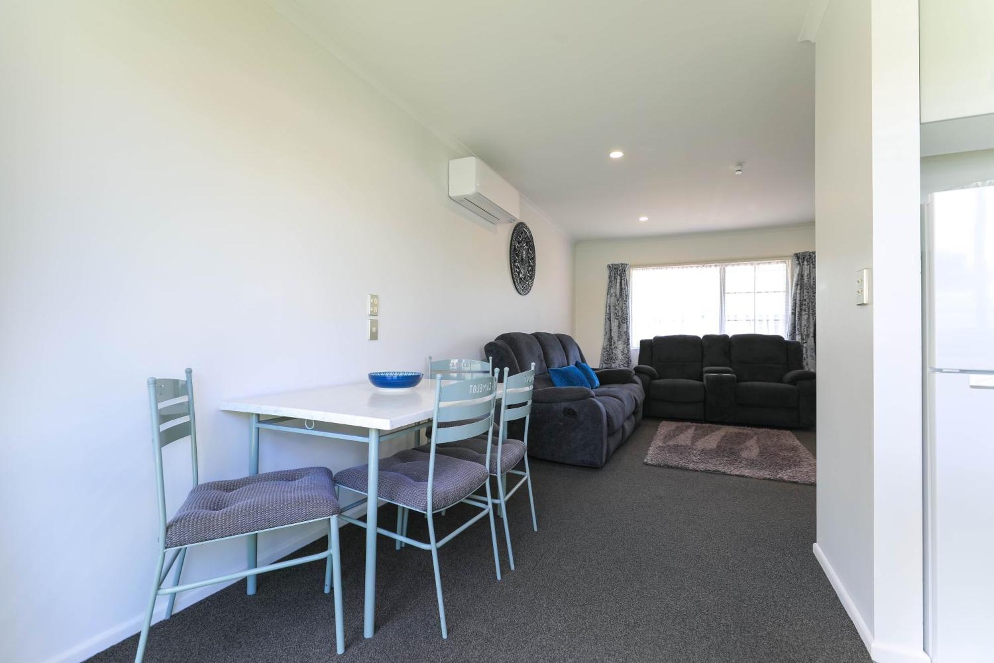 Camelot Motor Lodge And Conference Centre Palmerston North Dış mekan fotoğraf
