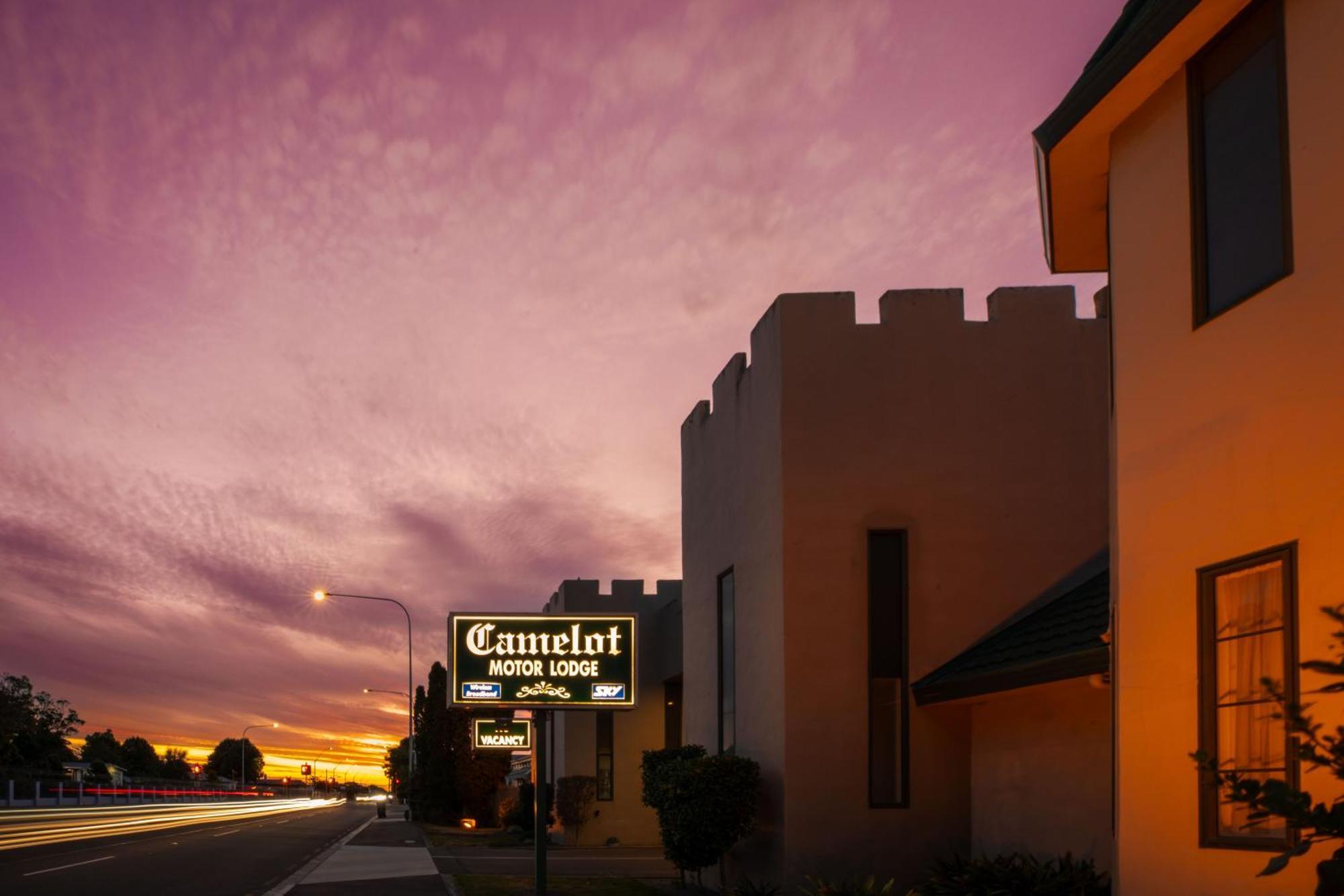 Camelot Motor Lodge And Conference Centre Palmerston North Dış mekan fotoğraf