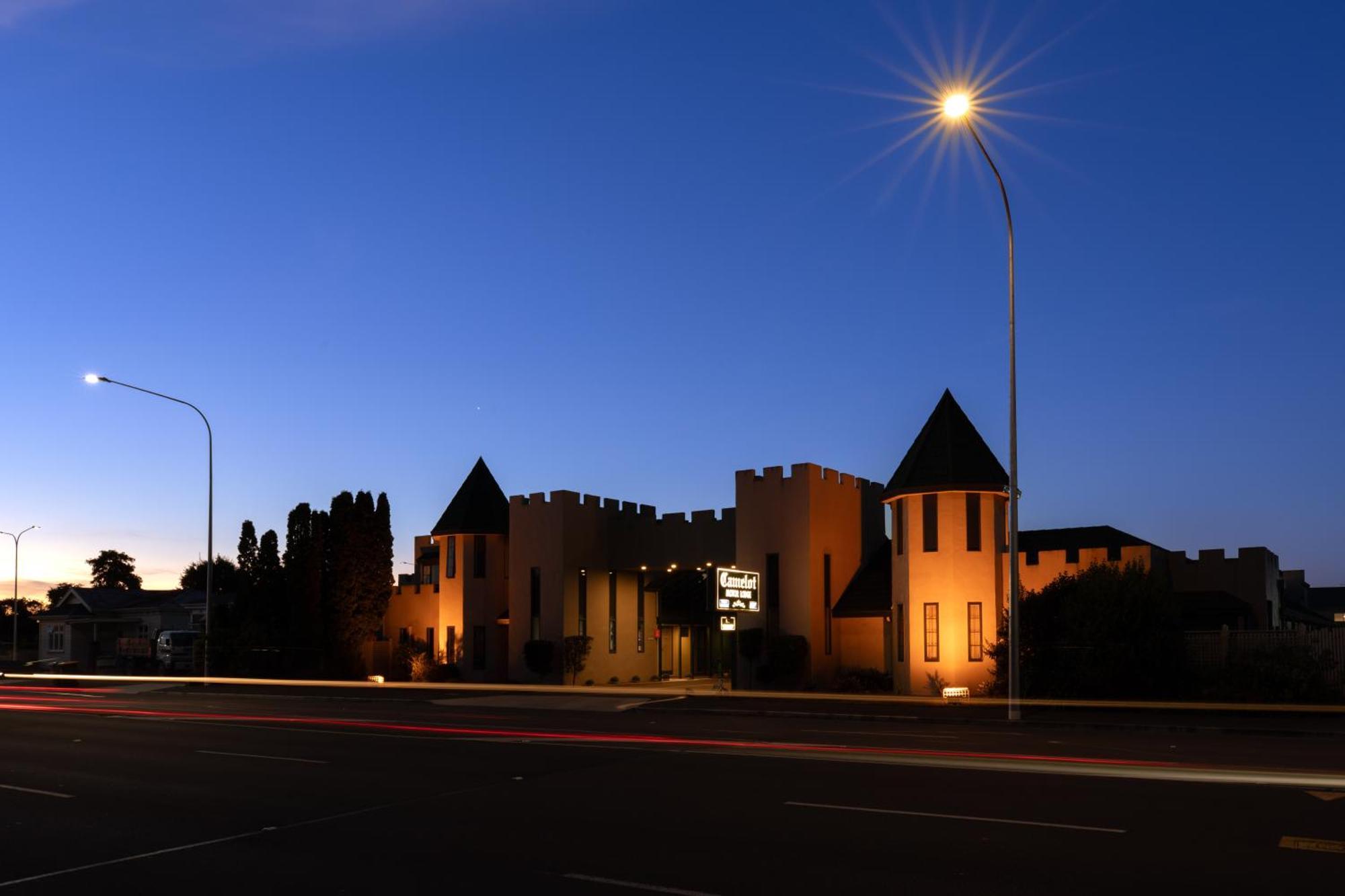 Camelot Motor Lodge And Conference Centre Palmerston North Dış mekan fotoğraf
